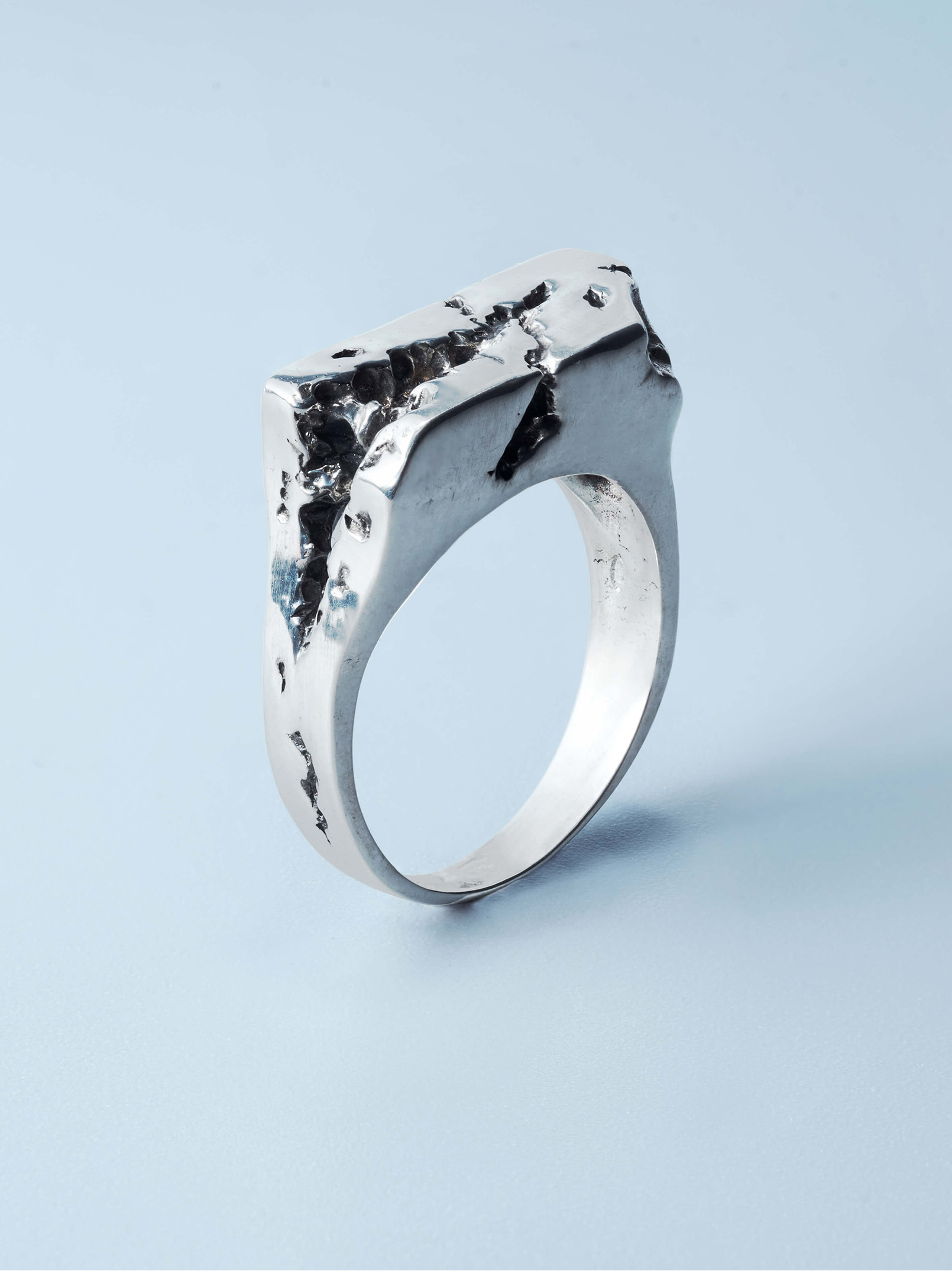 Rock ring, handcrafted oxidized sterling silver 925 by Indigo